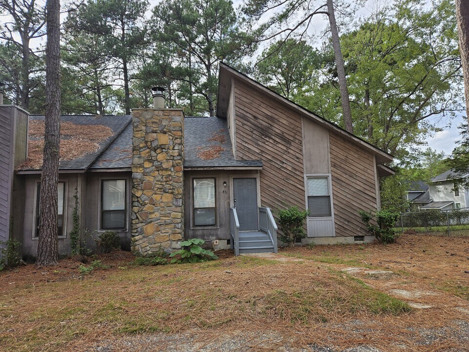 831 Rumford Pl in Fayetteville, NC - Building Photo