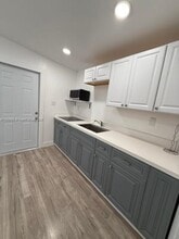 11970 SW 190th St in Miami, FL - Building Photo - Building Photo