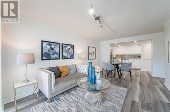 2091-2091 Hurontario St in Mississauga, ON - Building Photo - Building Photo