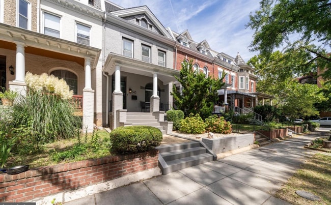 property at 1343 Meridian Pl NW
