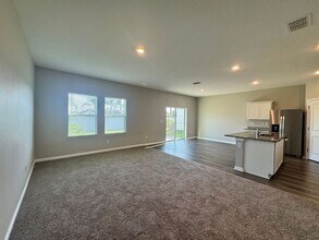 1022 Kelly Fern Lp in Ruskin, FL - Building Photo - Building Photo