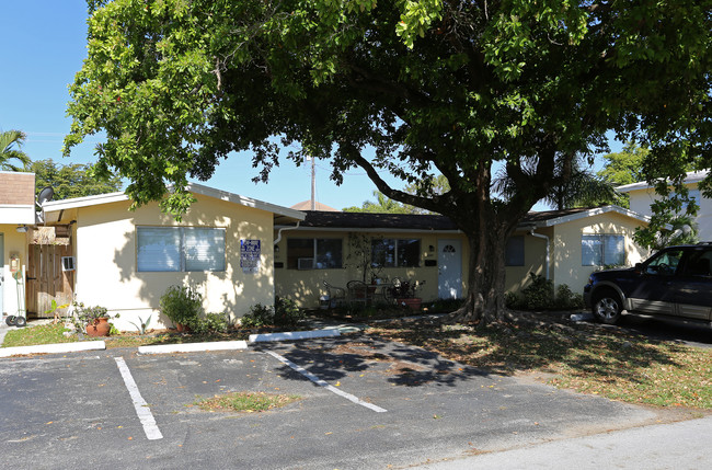 2801-2809 NE 6th Ln in Fort Lauderdale, FL - Building Photo - Building Photo