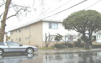 422 S 10th St in San Jose, CA - Building Photo - Building Photo