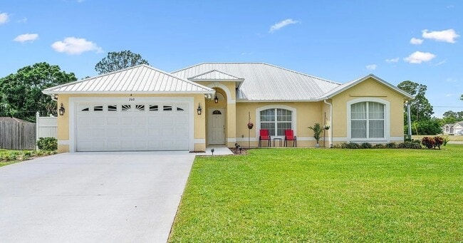 property at 260 Mirage Ave SE