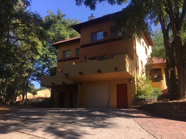 property at 803 Balfour St