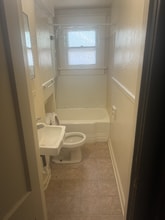 4642 Bancroft Ave in Lincoln, NE - Foto de edificio - Building Photo