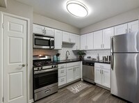 Building Photo - Midpointe Apartments in Chicago, Illinois