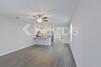 32044 Katelin Cir in Leesburg, FL - Building Photo - Building Photo