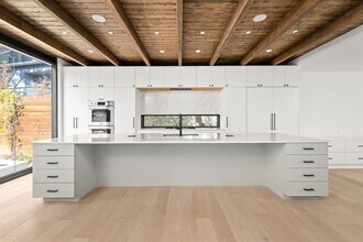 1603 Chelsea Ln in Austin, TX - Building Photo - Building Photo