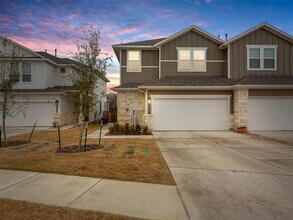 557 Peace Dr in Liberty Hill, TX - Building Photo - Building Photo