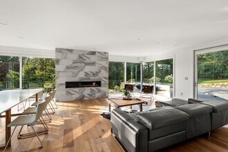 30 Whipple Rd in Lexington, MA - Building Photo - Building Photo
