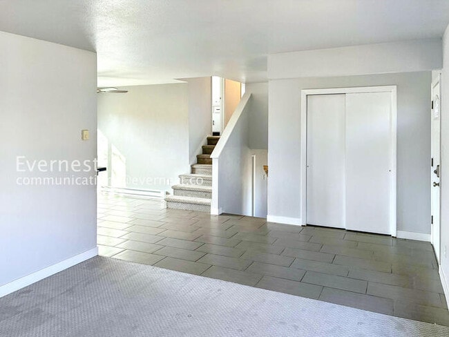 1701 Ridgewood Rd in Fort Collins, CO - Building Photo - Building Photo