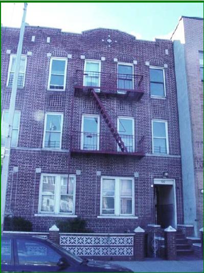 120 Tapscott St in Brooklyn, NY - Building Photo