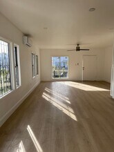 1101 W 40th Pl-Unit -1101 W 40th Place in Los Angeles, CA - Building Photo - Building Photo
