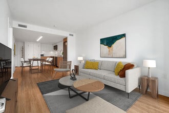 Art on 6th in Vancouver, BC - Building Photo - Building Photo