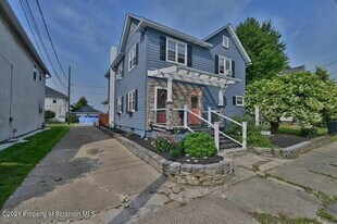 116 W Mary St, Unit 1 in Old Forge, PA - Building Photo