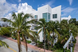 Vilamur Lofts in Miami Beach, FL - Building Photo