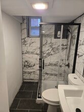 76 Mansfield St, Unit 76B-Basement in Hartford, CT - Foto de edificio - Building Photo