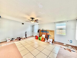 5209 10th Ave S in Gulfport, FL - Building Photo - Building Photo