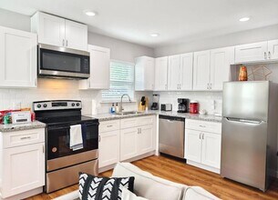 8215 Hanna St in Houston, TX - Building Photo - Building Photo