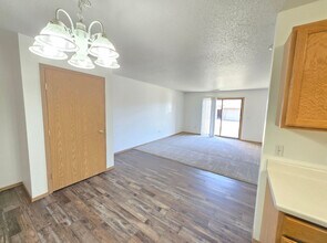 Prairie Gardens Apartments in Sioux Falls, SD - Building Photo - Building Photo