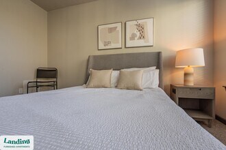 1415 N Main Ave, Unit 1353 in San Antonio, TX - Building Photo - Building Photo