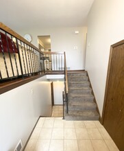 15655 27th Ave N in Plymouth, MN - Foto de edificio - Building Photo