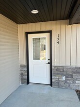 154 Mesa Dr in Waynesville, MO - Building Photo - Building Photo