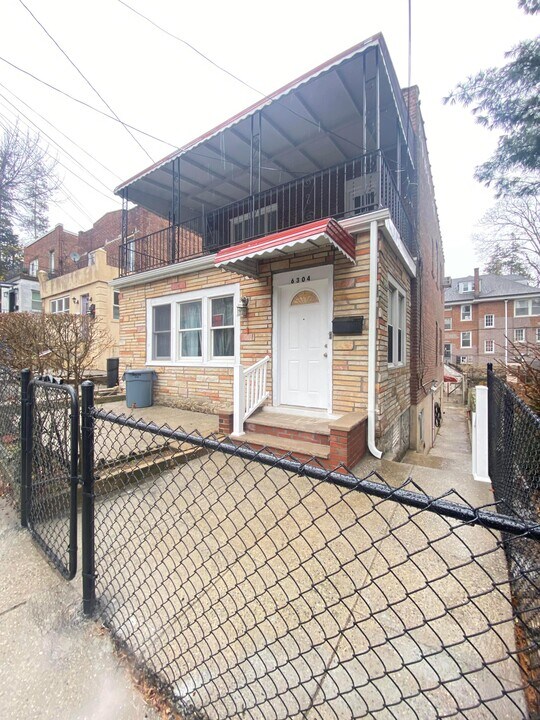 6304 Liebig Ave in Bronx, NY - Building Photo