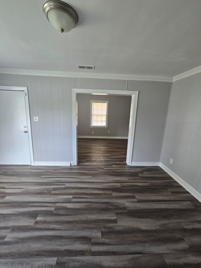 3083 Crump Ave in Memphis, TN - Building Photo - Building Photo