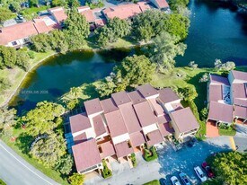 3753 Estepona Ave in Doral, FL - Building Photo