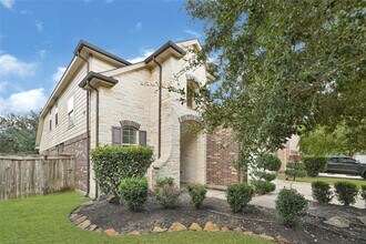 4943 Ginger Bluff Trail in Katy, TX - Foto de edificio - Building Photo