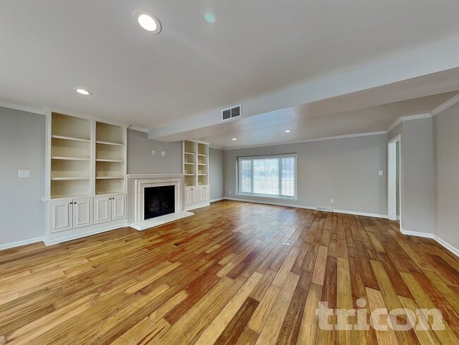 7035 Montroff Cir in Indianapolis, IN - Building Photo - Building Photo