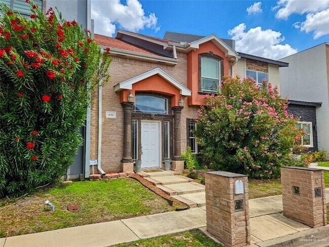 28 Quail Ave in McAllen, TX - Building Photo - Building Photo