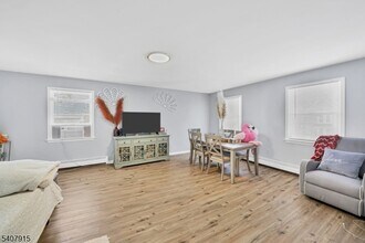 137 Belvidere Ave in Washington, NJ - Building Photo - Building Photo