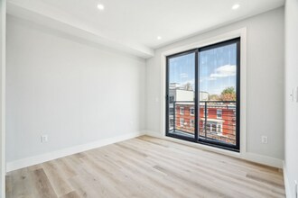 3748 Lancaster Ave in Philadelphia, PA - Building Photo - Building Photo