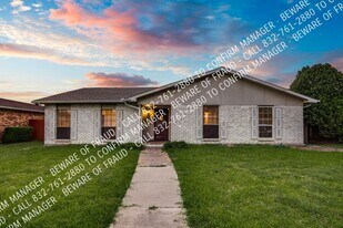 3121 Fieldview Dr in Garland, TX - Building Photo