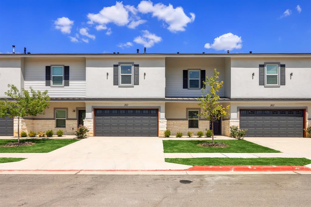 2105 Tiger Trail in Round Rock, TX - Building Photo