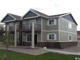 3809 Victoria Dr in Cheyenne, WY - Building Photo