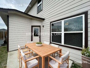 1793 Tristan Trl in New Braunfels, TX - Foto de edificio - Building Photo