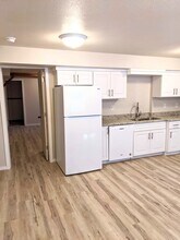 846 E 300 N, Unit Basement apartment in Lindon, UT - Foto de edificio - Building Photo