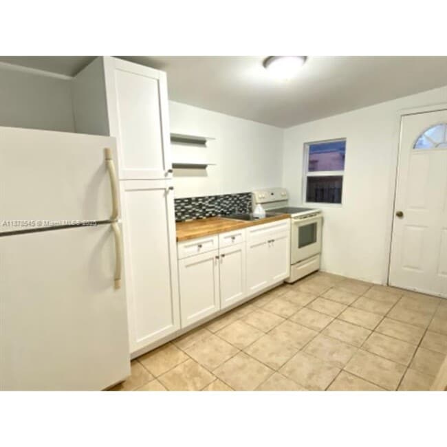 4307 SW 9th St in Miami, FL - Building Photo - Building Photo