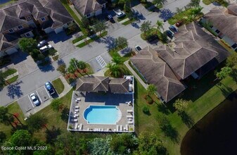 812 Middleton Dr SW in Vero Beach, FL - Building Photo - Building Photo