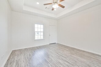 31 County Rd 5102B in Cleveland, TX - Building Photo - Building Photo