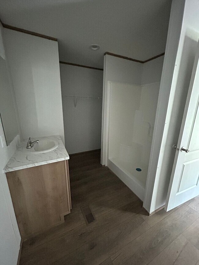 127 Hubert Blvd in Hubert, NC - Building Photo - Building Photo