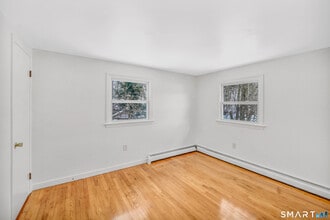 56 N Main St in Beacon Falls, CT - Building Photo - Building Photo