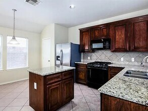 12830 Cooper Breaks Dr in Humble, TX - Building Photo - Building Photo