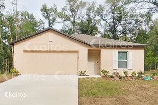8755 N Nobleton Way in Citrus Springs, FL - Building Photo