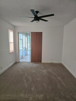 988 Savannah Falls Dr in Weston, FL - Building Photo - Building Photo