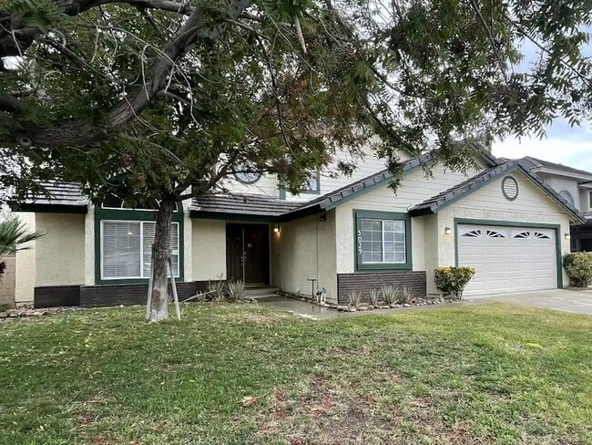 property at 5028 W Avenue M